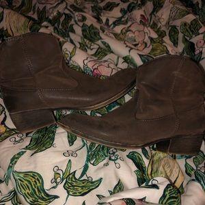 Women’s Western Style Booties